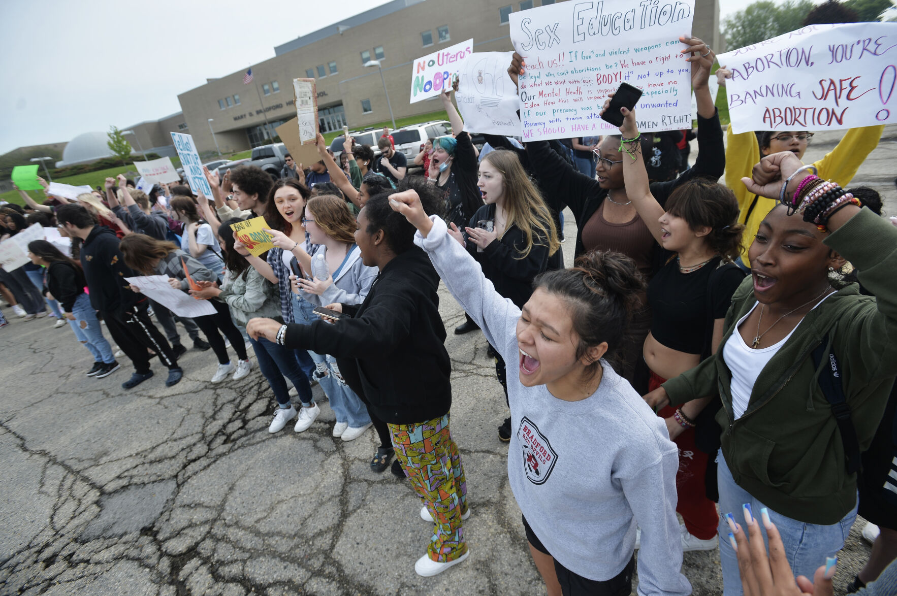 WALKOUT - ROE VS WADE DEMONSTRATION
